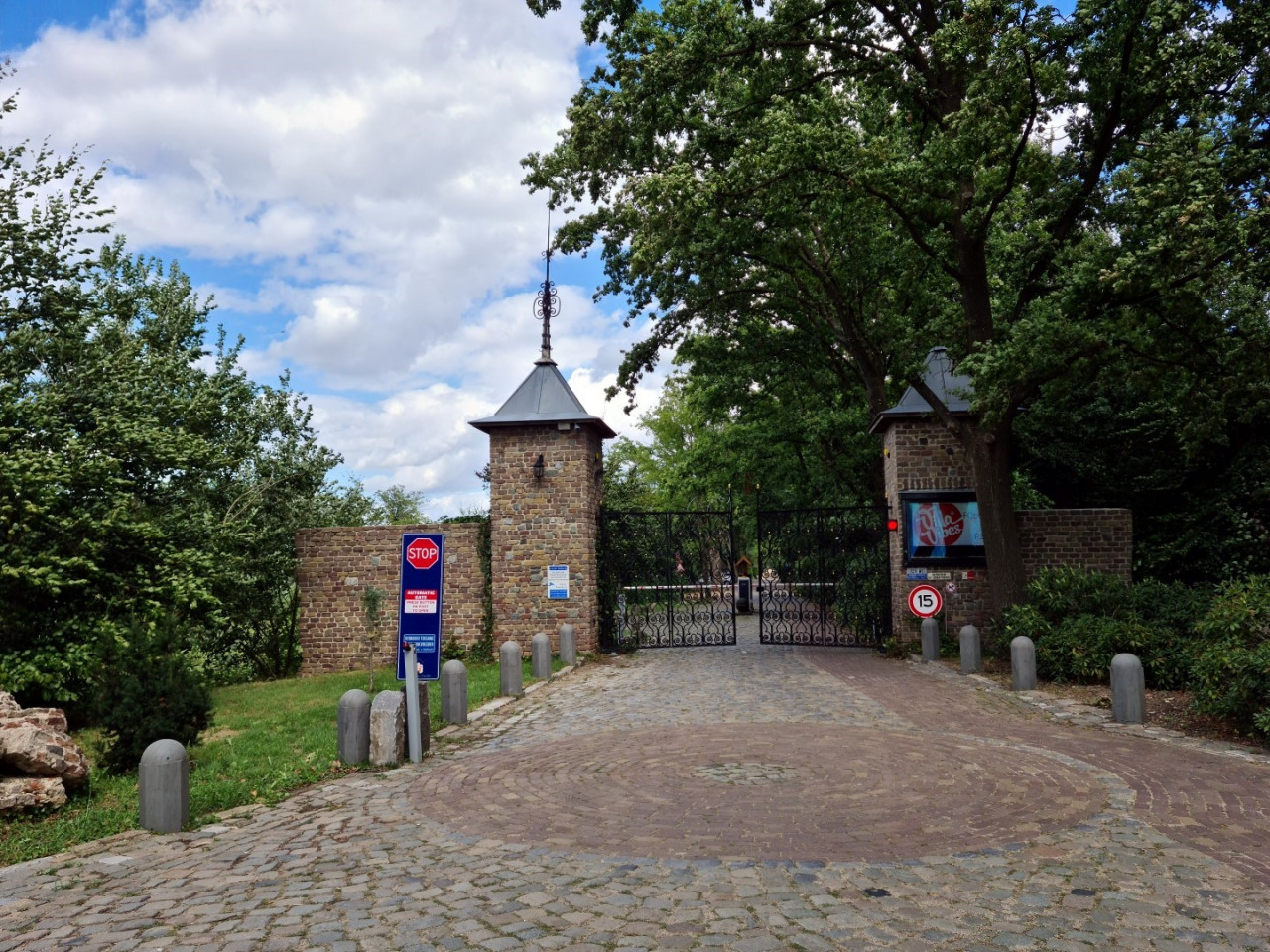 Post Image