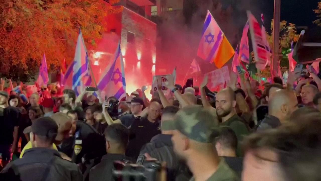 200 Manifestanti Protestano Contro Gli Attacchi Ai Ristoranti Palestinesi A Gerusalemme 200 Manifestanti Protestano Contro Gli Attacchi Ai Ristoranti Palestinesi A Gerusalemme