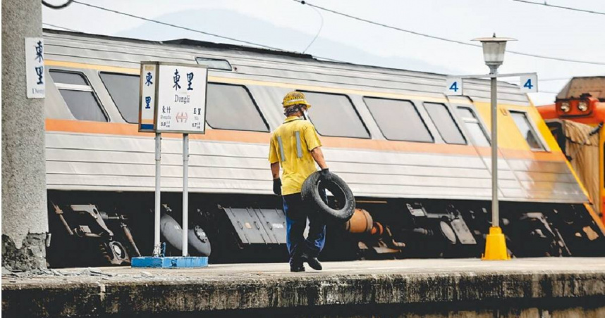 強降雨致北迴線中斷:台鐵5/19列車疏運措施緊急調整 強降雨致北迴線中斷:台鐵5/19列車疏運措施緊急調整