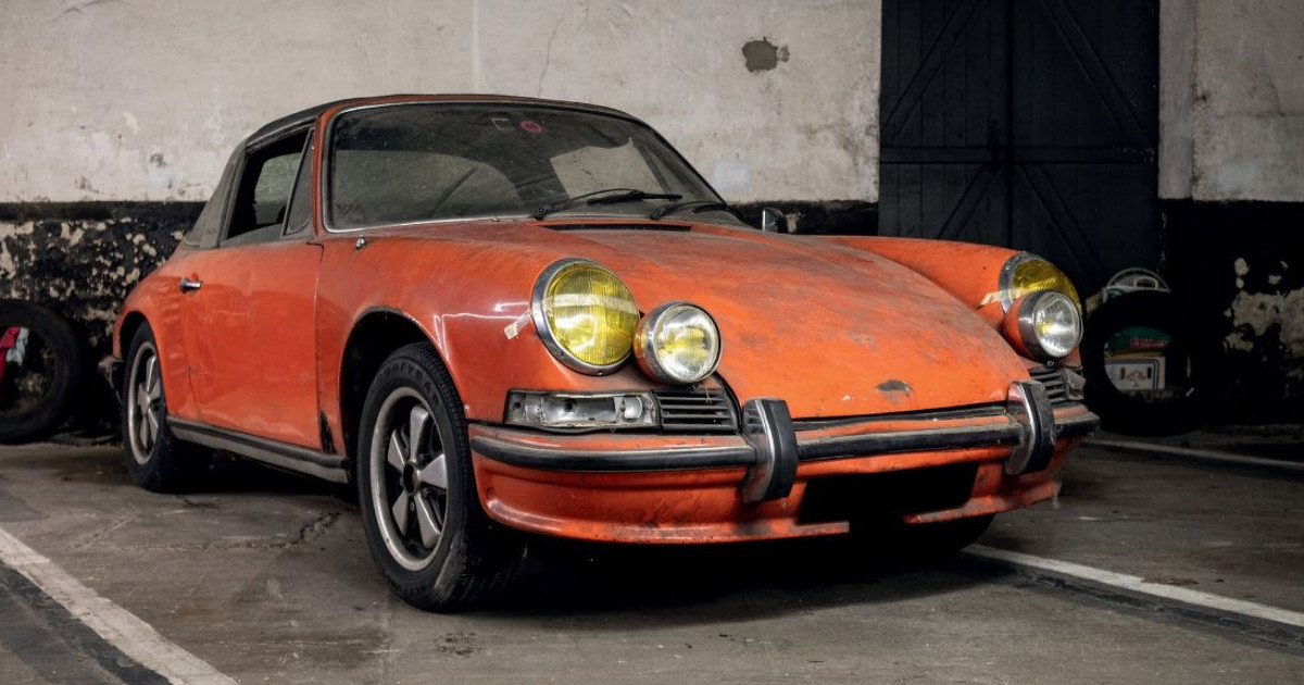 A Porsche 911 Extrafelszereltsége: 80 Millió Forintos Költségvetés A Porsche 911 Extrafelszereltsége: 80 Millió Forintos Költségvetés