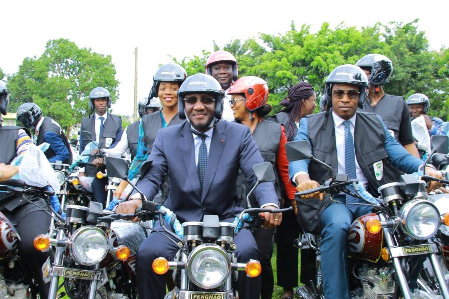 Abidjan : Descentes De La Brigade De Contrôle Rapide (BCR) Dans Les Marchés Abidjan : Descentes De La Brigade De Contrôle Rapide (BCR) Dans Les Marchés