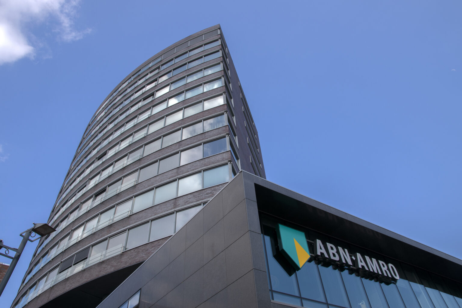 ABN Amro Bonus System: Regulatory Investigation And Potential Penalties ABN Amro Bonus System: Regulatory Investigation And Potential Penalties