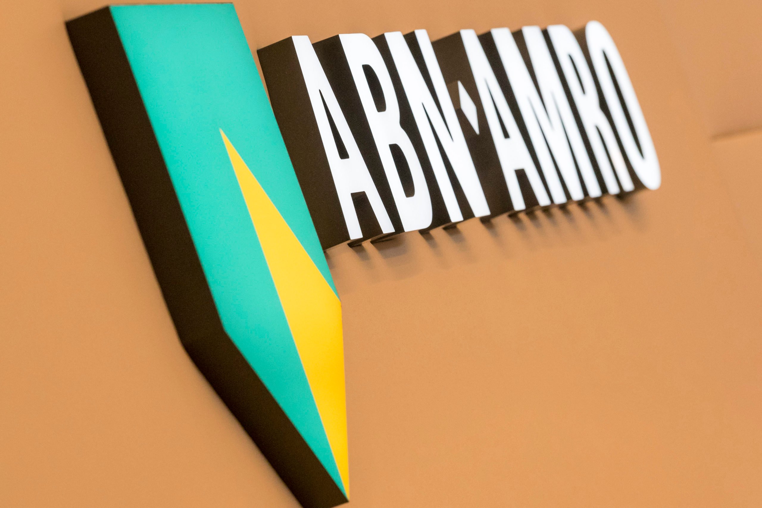ABN AMRO Ziet Occasionverkopen Fors Toenemen: De Rol Van Groeiend Autobezit ABN AMRO Ziet Occasionverkopen Fors Toenemen: De Rol Van Groeiend Autobezit