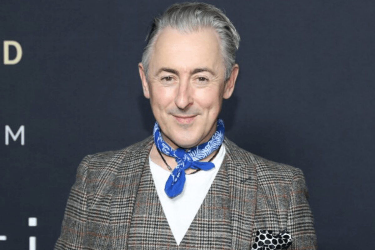 Alan Cumming's Scottish Childhood: A Favorite Activity Revealed Alan Cumming's Scottish Childhood: A Favorite Activity Revealed
