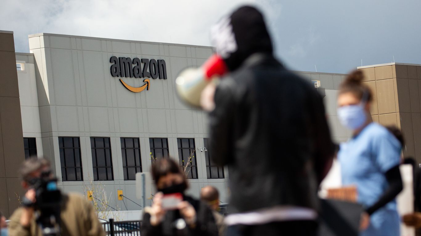 Amazon Faces Union Challenge Over Quebec Warehouse Closure Amazon Faces Union Challenge Over Quebec Warehouse Closure