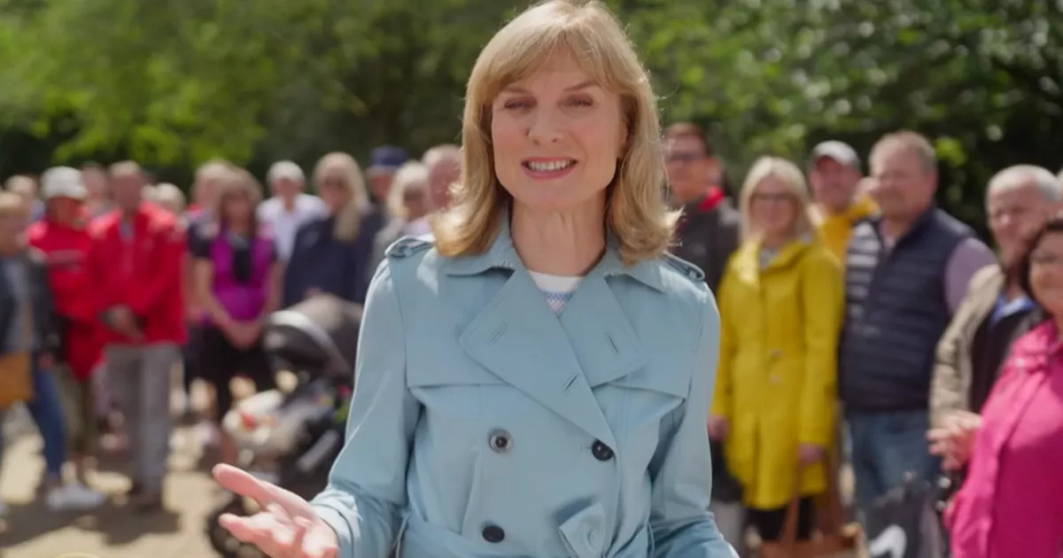 American Couple Arrested In UK After Appearing On BBC Antiques Roadshow American Couple Arrested In UK After Appearing On BBC Antiques Roadshow