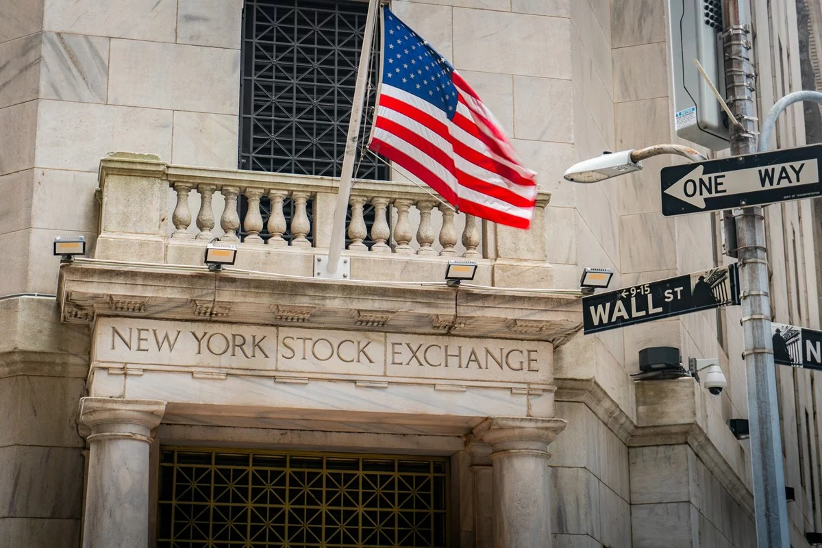 Analyse Van De Recente Marktdraai: Europese Aandelen Versus Wall Street. Analyse Van De Recente Marktdraai: Europese Aandelen Versus Wall Street.