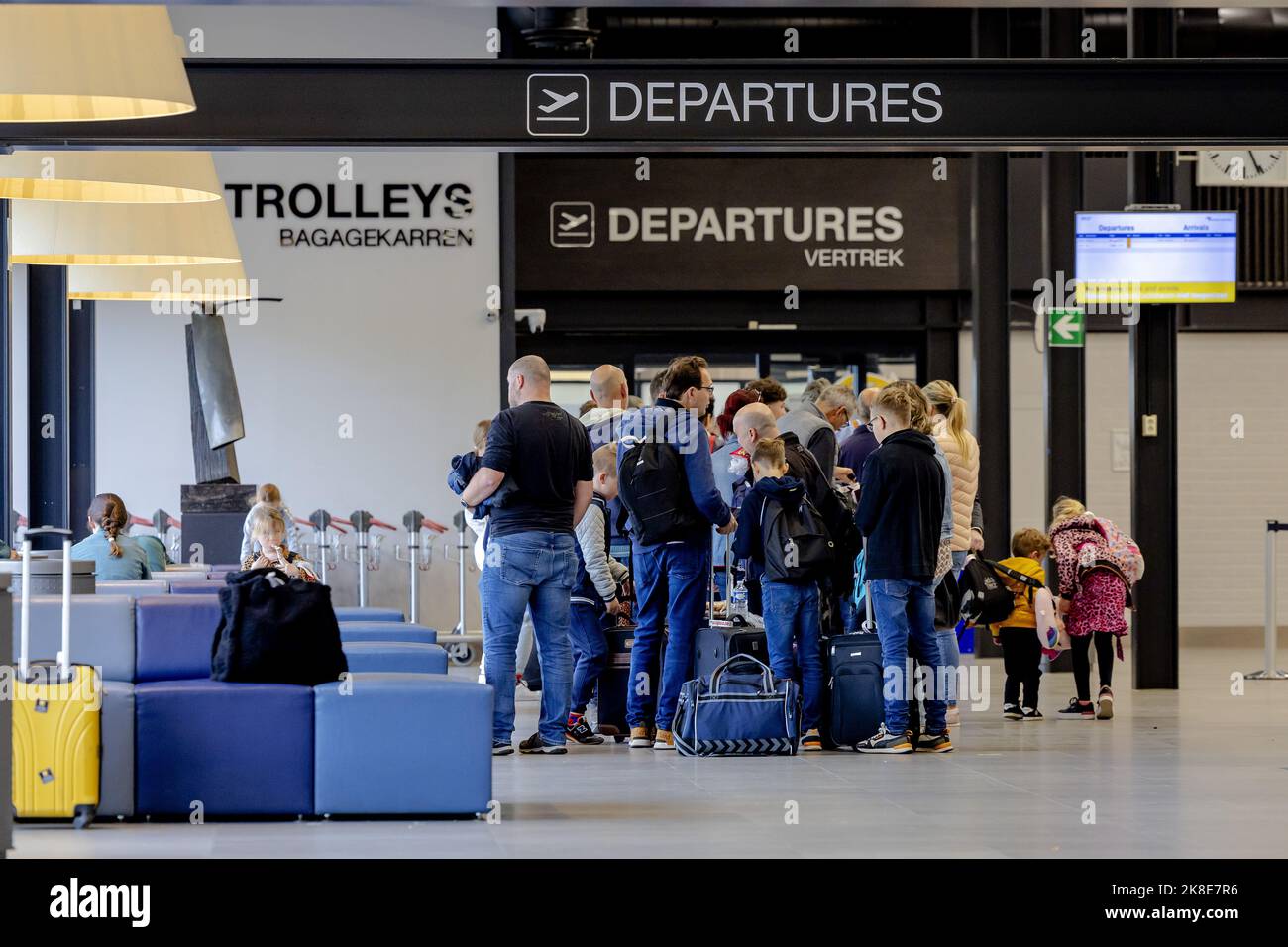 Analysis: Reduced Air Travel Via Maastricht Airport In Early 2025 Analysis: Reduced Air Travel Via Maastricht Airport In Early 2025