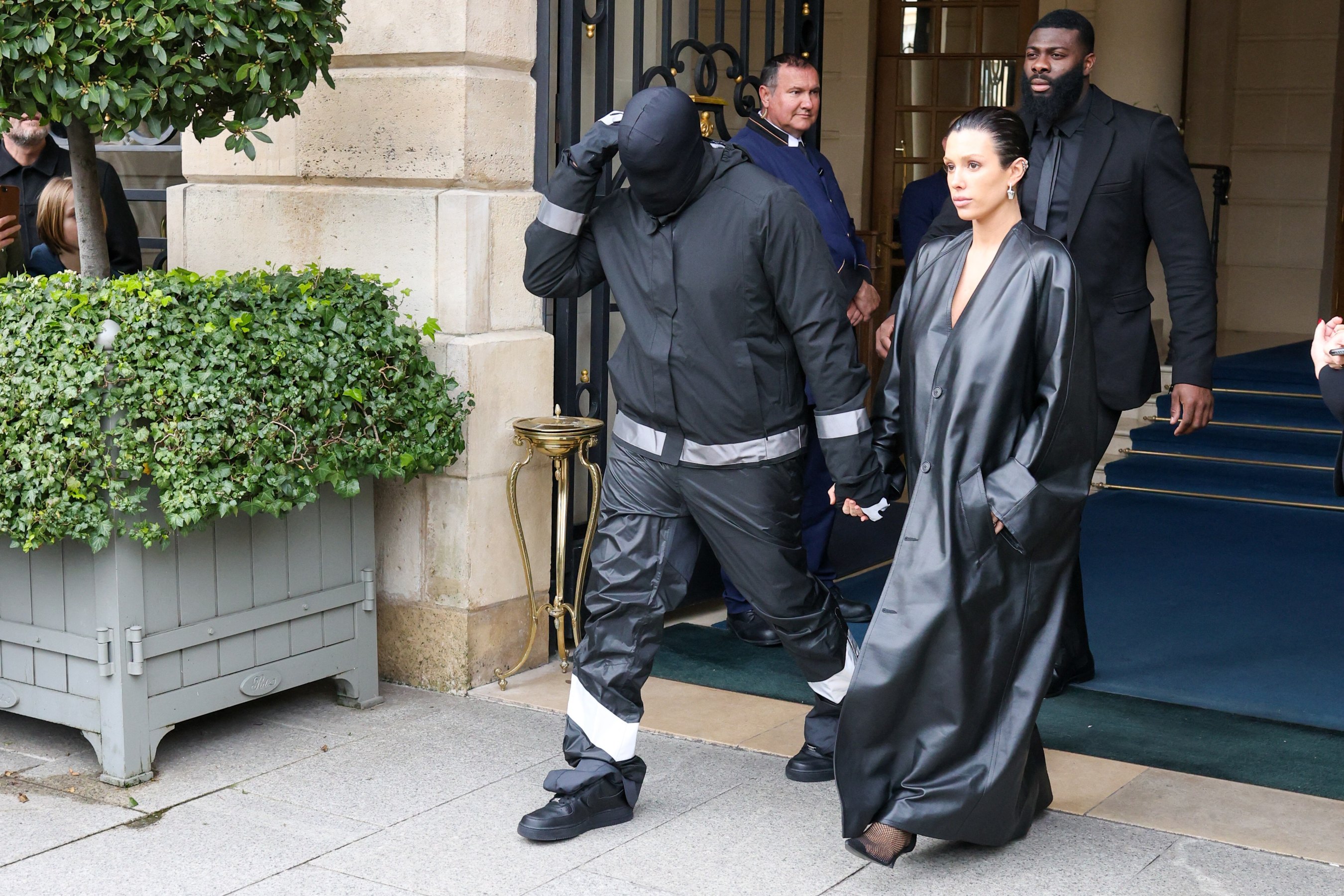 Analyzing The Power Imbalance In Kanye West And Bianca Censori's Relationship Analyzing The Power Imbalance In Kanye West And Bianca Censori's Relationship