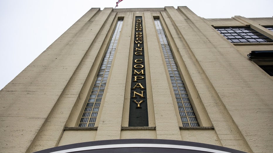 Anchor Brewing Company To Close After 127 Years: The End Of An Era Anchor Brewing Company To Close After 127 Years: The End Of An Era