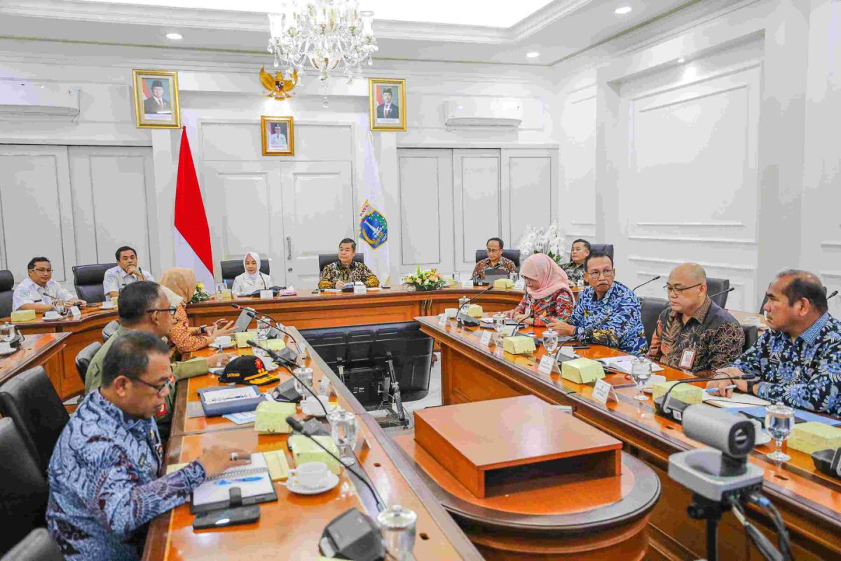 Antisipasi Curah Hujan Tinggi: Prakiraan Cuaca Jawa Barat 26 Maret