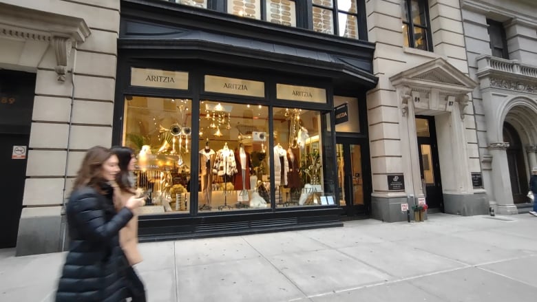 Aritzia And The Trump Tariffs: How The Brand Is Adapting Aritzia And The Trump Tariffs: How The Brand Is Adapting