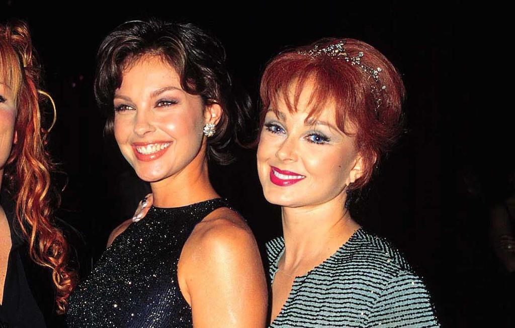 Ashley Judd's Heartbreaking Last Words With Naomi Judd Ashley Judd's Heartbreaking Last Words With Naomi Judd