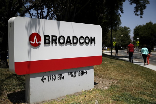 AT&T Sounds Alarm On Broadcom's Extreme VMware Price Hike Proposal AT&T Sounds Alarm On Broadcom's Extreme VMware Price Hike Proposal