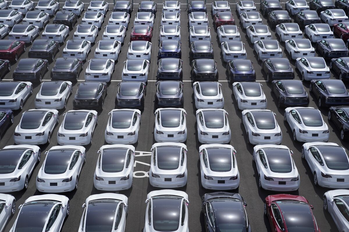 Auto Dealers Double Down On Opposition To EV Sales Targets