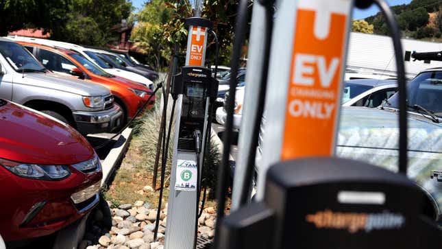 Auto Dealers Intensify Fight Against Mandatory Electric Vehicle Sales Auto Dealers Intensify Fight Against Mandatory Electric Vehicle Sales