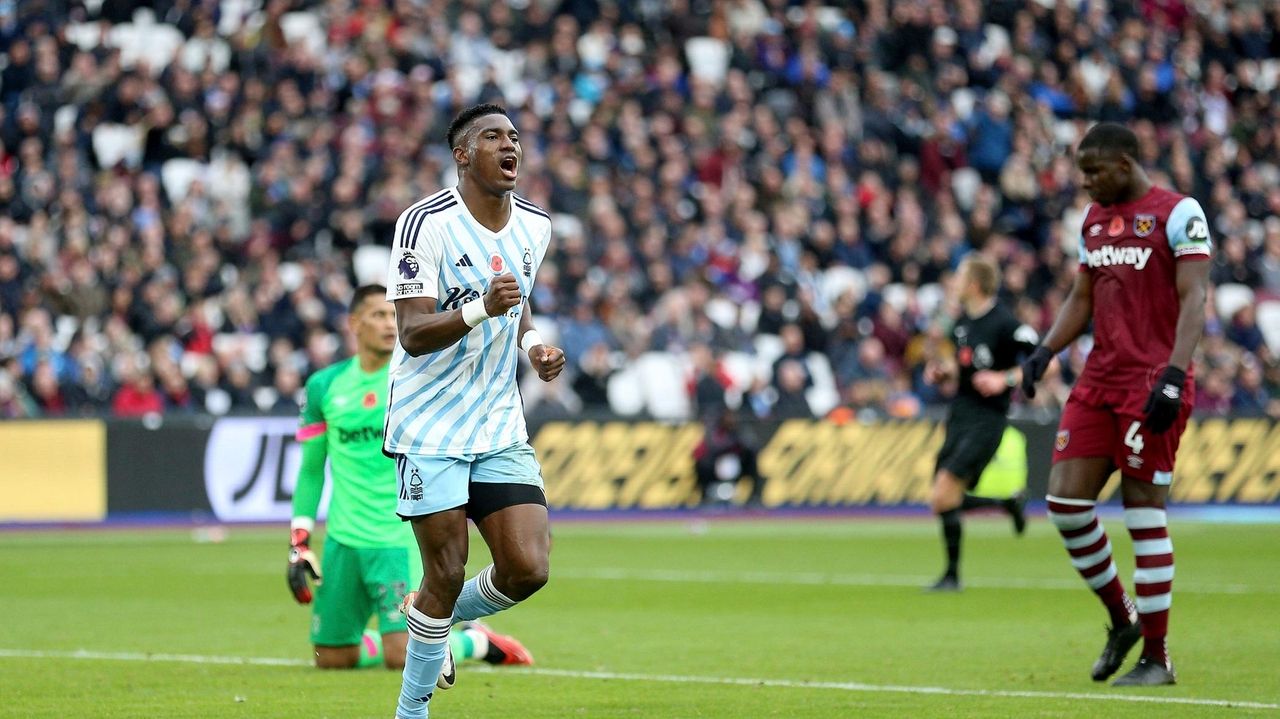 Awoniyi's Injury: Surgery Rules Him Out For Nottingham Forest Awoniyi's Injury: Surgery Rules Him Out For Nottingham Forest