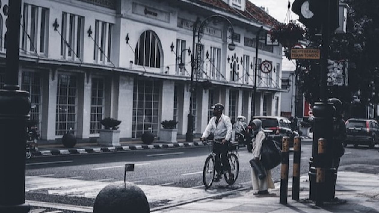 Bandung Hujan Hingga Sore: Prakiraan Cuaca Jawa Barat 23 April Bandung Hujan Hingga Sore: Prakiraan Cuaca Jawa Barat 23 April