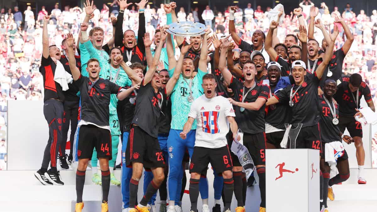 Bayern Munich Extends Bundesliga Lead To 11 Points Bayern Munich Extends Bundesliga Lead To 11 Points