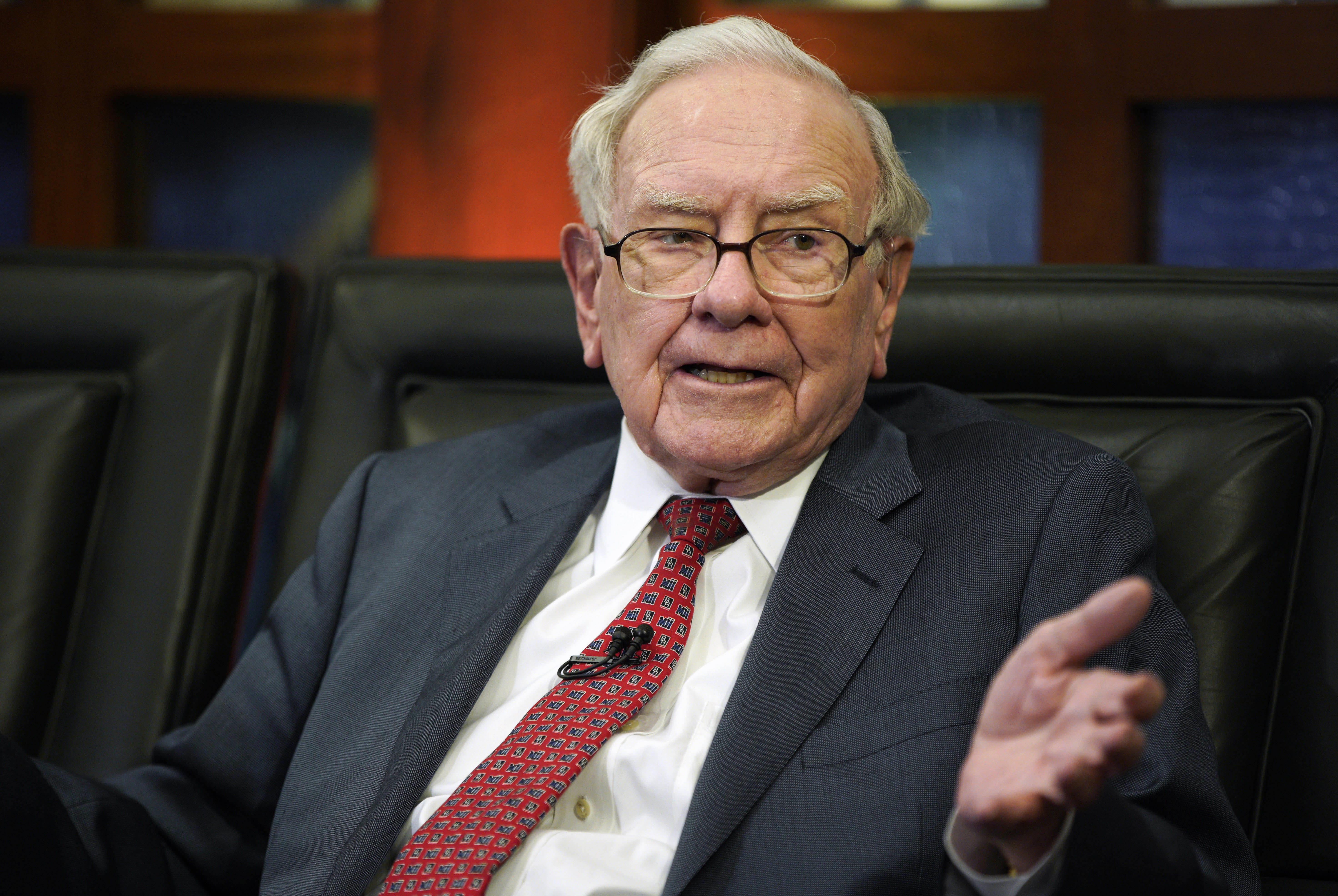 Berkshire Hathaway's Apple Investment: The Future After Buffett Berkshire Hathaway's Apple Investment: The Future After Buffett