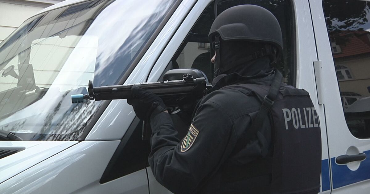 Bodensee-Katastrophe: Einsatzkräfte Trainieren In Hard Für Den Ernstfall Bodensee-Katastrophe: Einsatzkräfte Trainieren In Hard Für Den Ernstfall