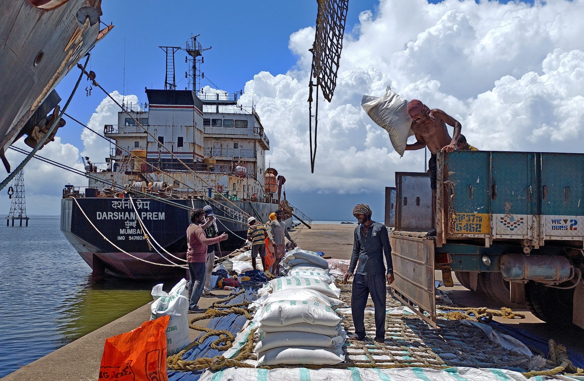 Boosting International Relations: Indonesia Considers Exporting Rare Rice Boosting International Relations: Indonesia Considers Exporting Rare Rice