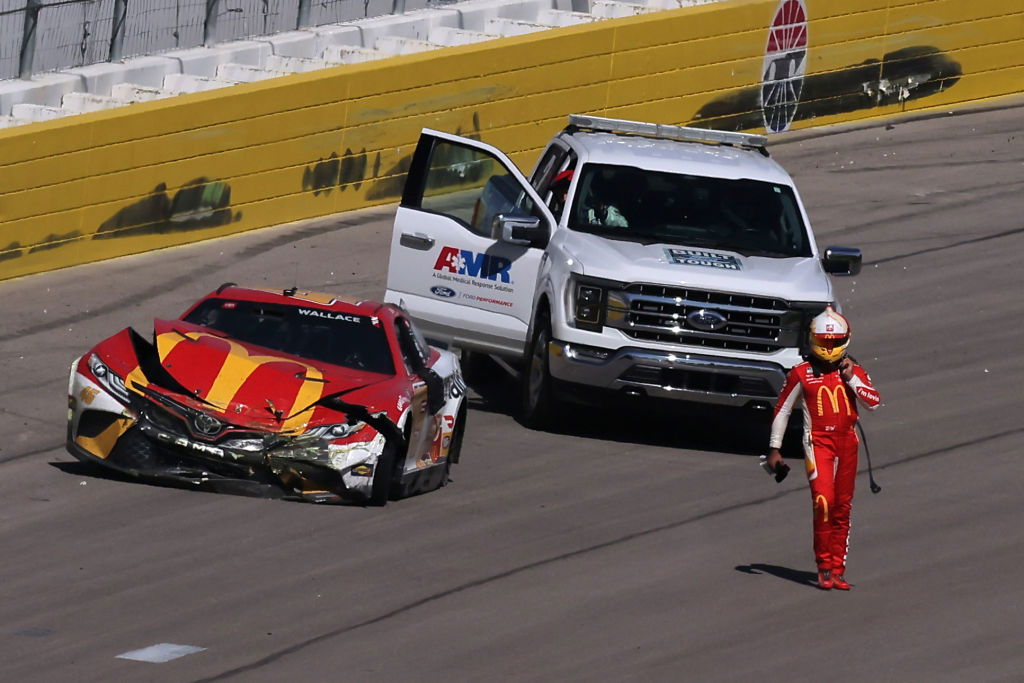 Brake Issue Leads To Bubba Wallace Crash At NASCAR Phoenix Race Brake Issue Leads To Bubba Wallace Crash At NASCAR Phoenix Race