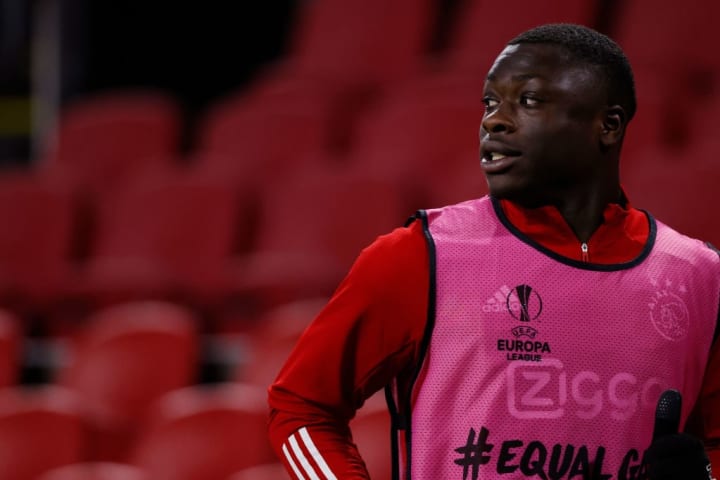 Brian Brobbey: Physical Prowess Poses Europa League Threat Brian Brobbey: Physical Prowess Poses Europa League Threat