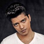 Bruno Marsin Musiikin Kopiointi: Miley Cyrusia Vastaan Nostetut Syytteet Bruno Marsin Musiikin Kopiointi: Miley Cyrusia Vastaan Nostetut Syytteet