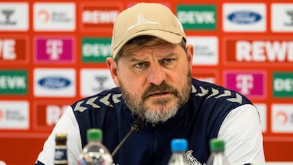 Bundesliga Abstiegskampf: Investor Von Klagenfurt Will Trainer Austauschen – Jancker Betroffen? Bundesliga Abstiegskampf: Investor Von Klagenfurt Will Trainer Austauschen – Jancker Betroffen?