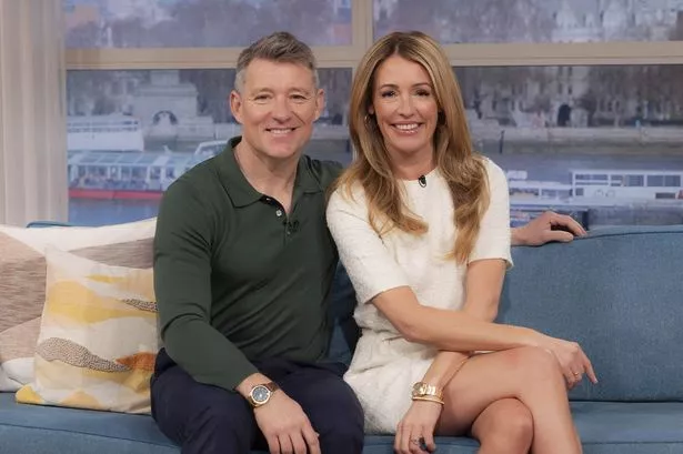 Butter Yellow Power Suit: Cat Deeley's Summer Office Style On This Morning Butter Yellow Power Suit: Cat Deeley's Summer Office Style On This Morning