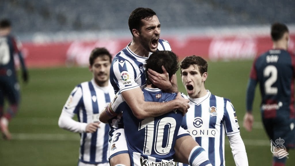Calendario Inhumano: La Real Sociedad, Presa Del Virus FIFA Calendario Inhumano: La Real Sociedad, Presa Del Virus FIFA