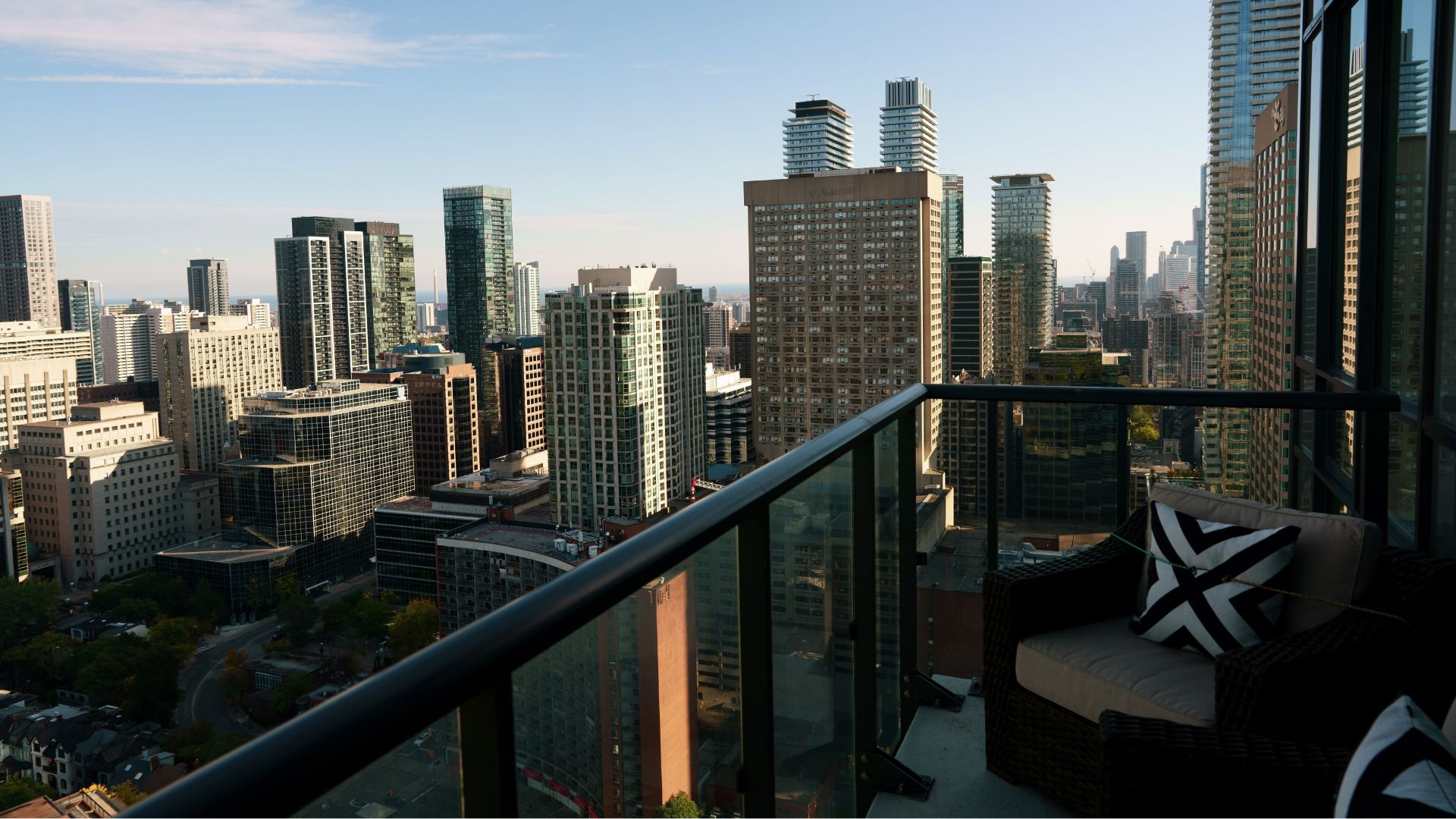 Canadian Condo Market Slowdown: Is It Still A Good Investment? Canadian Condo Market Slowdown: Is It Still A Good Investment?