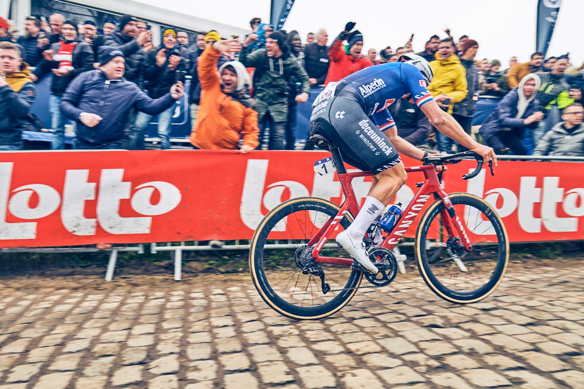 Canyon Aeroad: Mathieu Van Der Poel's Tirreno-Adriatico Machine