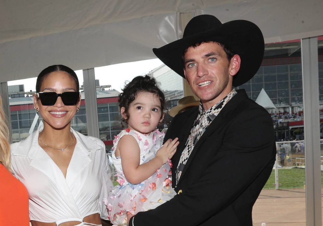 Cassie And Alex Fine: Third Baby's Gender Revealed Cassie And Alex Fine: Third Baby's Gender Revealed