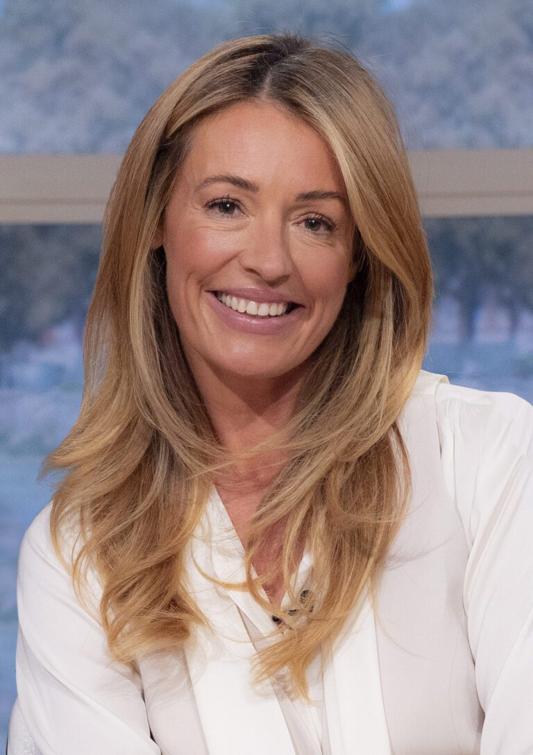 Cat Deeley's This Morning Outfit: How To Nail The Cowboy Denim Trend Cat Deeley's This Morning Outfit: How To Nail The Cowboy Denim Trend
