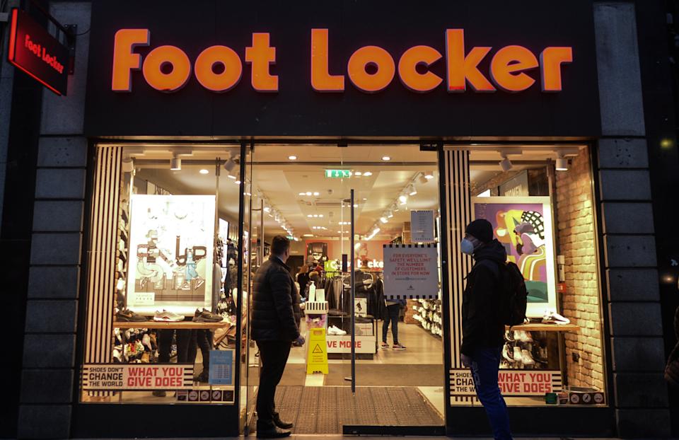 Celebrating Local Communities: Foot Locker's Summer Campaign Celebrating Local Communities: Foot Locker's Summer Campaign