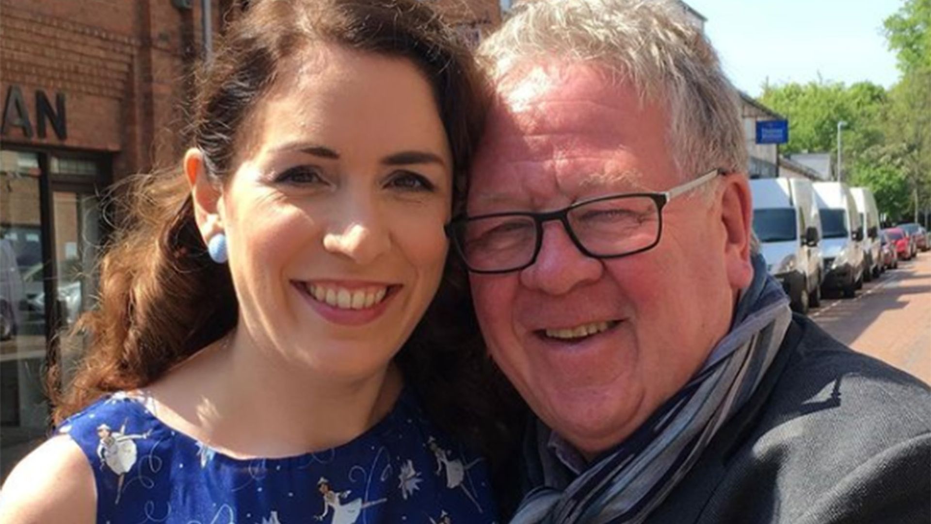 Celebrity Antiques Road Trip: How To Participate And Find Your Own Treasures Celebrity Antiques Road Trip: How To Participate And Find Your Own Treasures