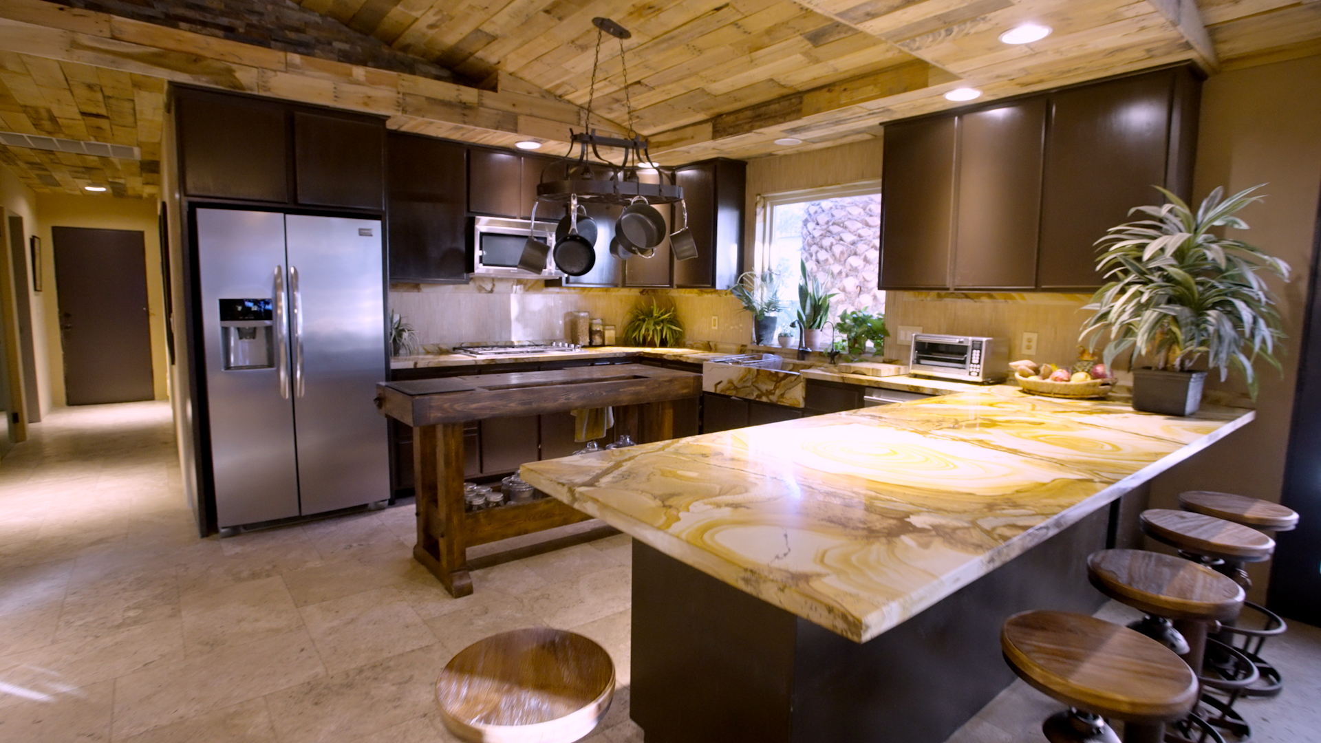 Celebrity Homes: A Look Inside With MTV Cribs Celebrity Homes: A Look Inside With MTV Cribs