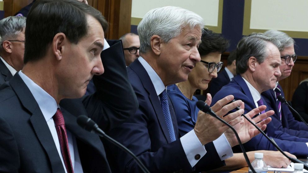 CEOs Sound Alarm: Trump Tariffs Harm Economy, Frighten Consumers CEOs Sound Alarm: Trump Tariffs Harm Economy, Frighten Consumers