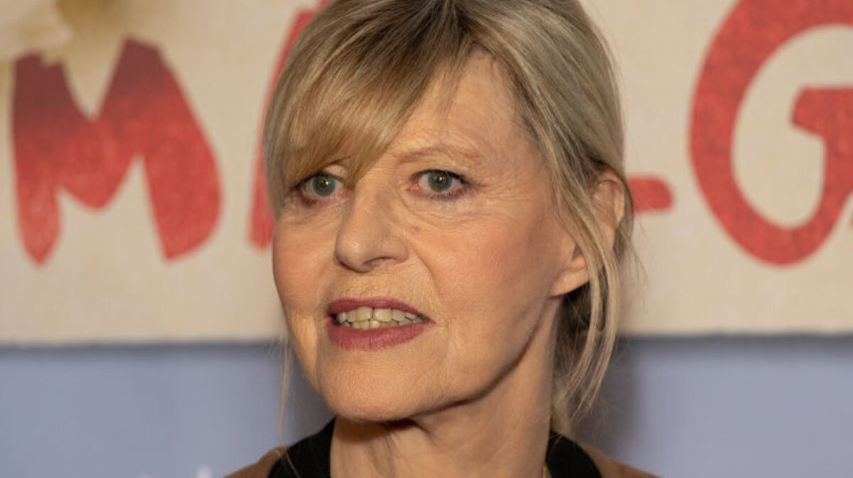 Chantal Ladesou: Biographie Et Carrière D'une Grande Comédienne Chantal Ladesou: Biographie Et Carrière D'une Grande Comédienne