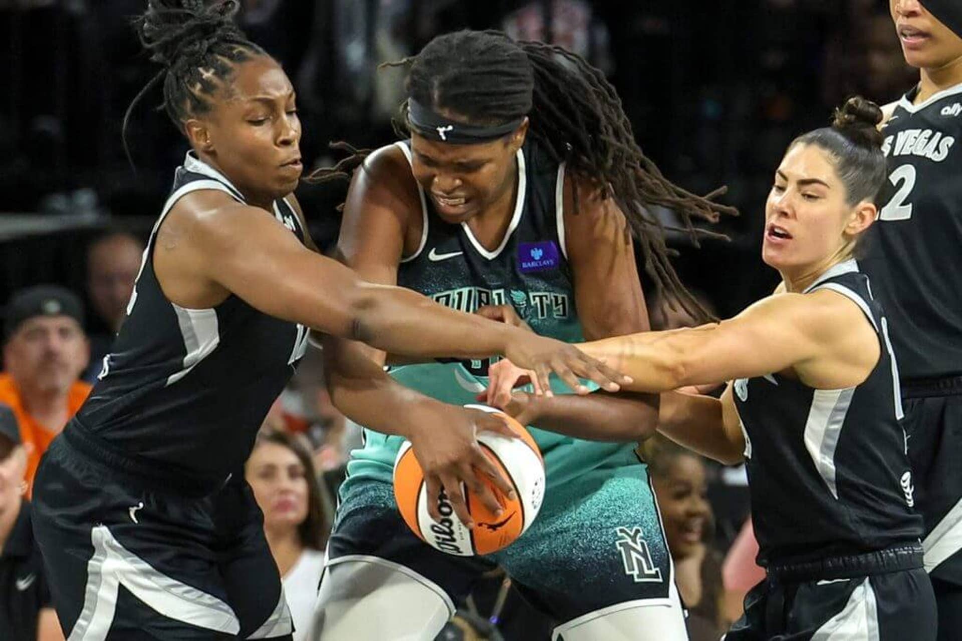 Clutch Shot By Deja Kelly Leads Las Vegas Aces To Win Clutch Shot By Deja Kelly Leads Las Vegas Aces To Win