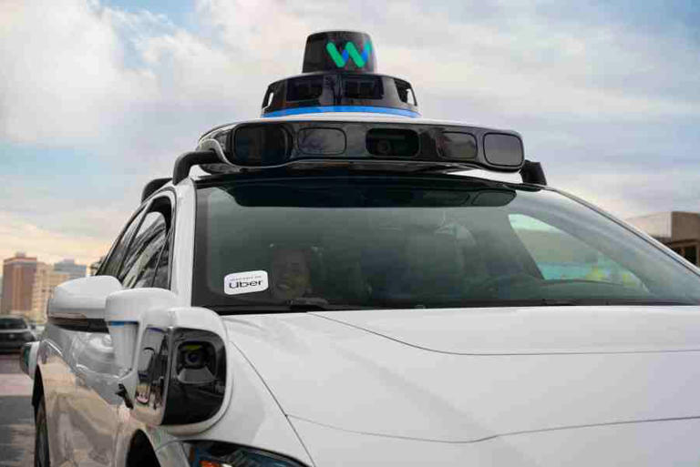 Competition Heats Up: Uber And Waymo Roll Out Robotaxi Services In Austin Competition Heats Up: Uber And Waymo Roll Out Robotaxi Services In Austin
