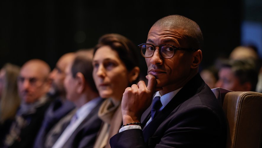 Congrès Du PS : Bouamrane Plaide Pour L'unité Face À Faure Congrès Du PS : Bouamrane Plaide Pour L'unité Face À Faure