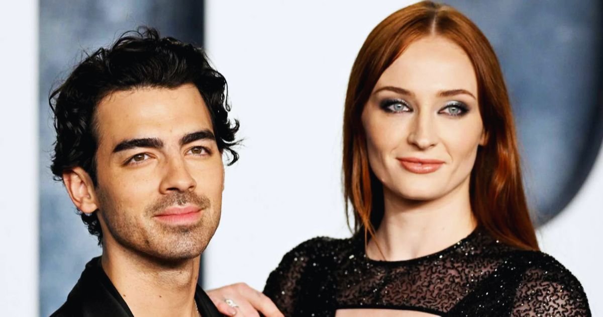 Couple Fights Over Joe Jonas; His Response Is Epic Couple Fights Over Joe Jonas; His Response Is Epic