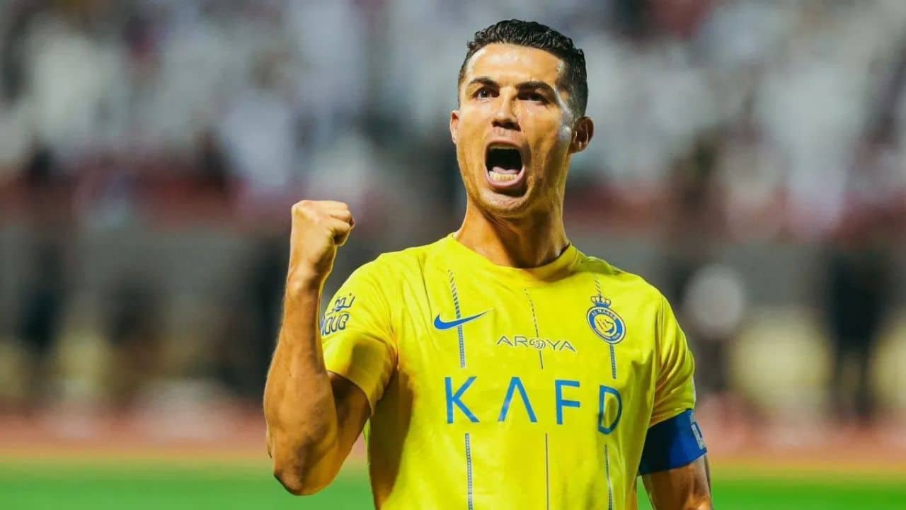 Cristiano Ronaldo Al Nassr'da: İşte Sözleşmenin Detayları Cristiano Ronaldo Al Nassr'da: İşte Sözleşmenin Detayları
