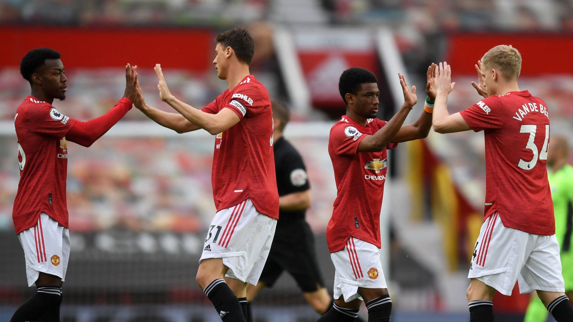 Criticism Mounts For Man Utd Player Following Blunder And Criticism Mounts For Man Utd Player Following Blunder And