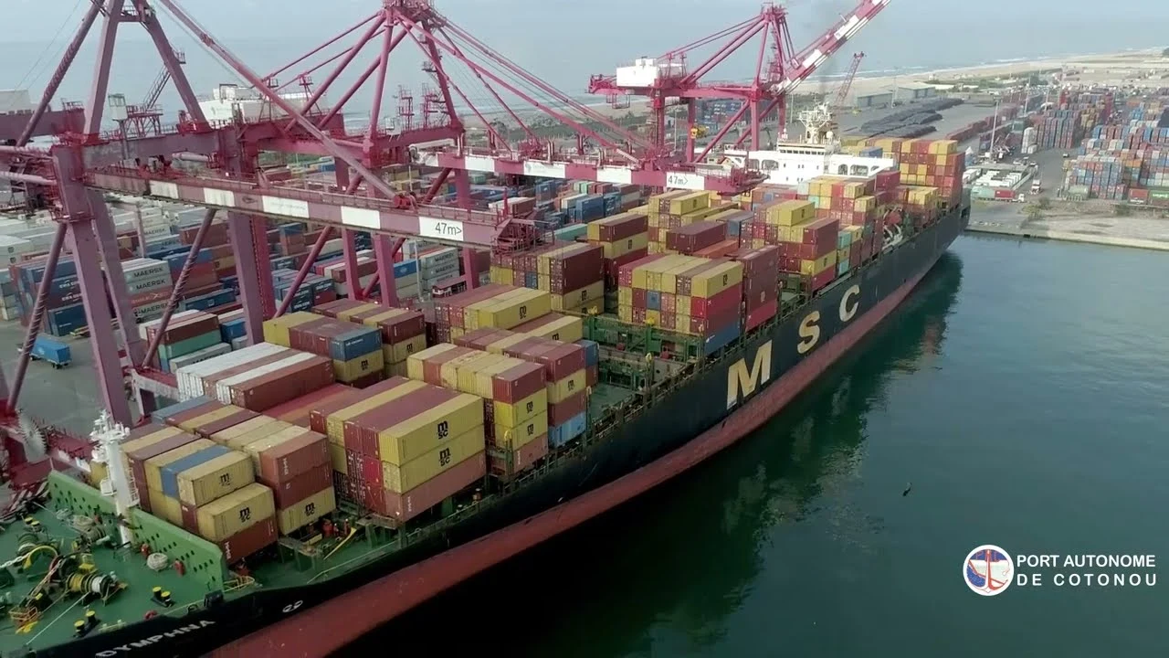 Croissance Du Trafic Au Port Autonome D'Abidjan: Chiffres 2021-2022 Croissance Du Trafic Au Port Autonome D'Abidjan: Chiffres 2021-2022