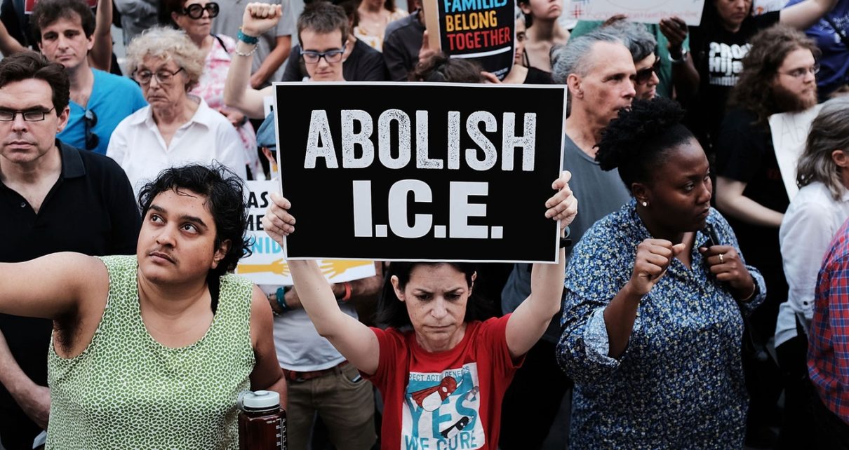 Crowd Intervention Following ICE Arrest Causes Chaos Crowd Intervention Following ICE Arrest Causes Chaos
