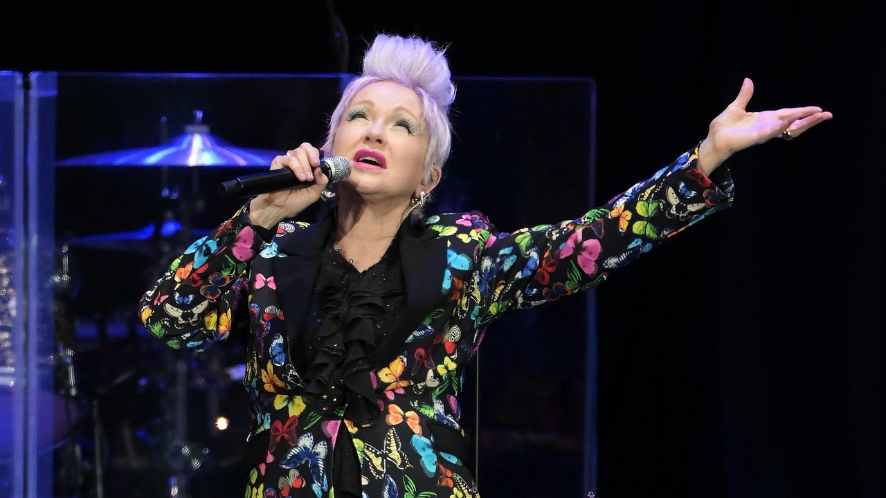 Cyndi Lauper And Counting Crows: Jones Beach Concert Announced Cyndi Lauper And Counting Crows: Jones Beach Concert Announced